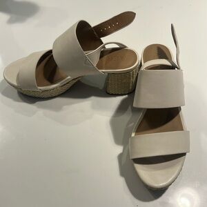 Aerosoles Camera Comfortable Women's Platform Sandal - Size 8